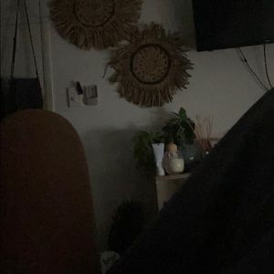 Meet your Posher, Cassandra